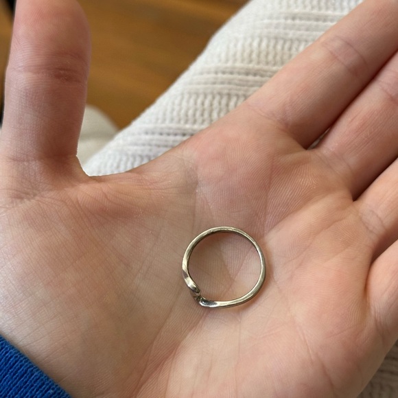 Wave ring - Picture 3 of 3